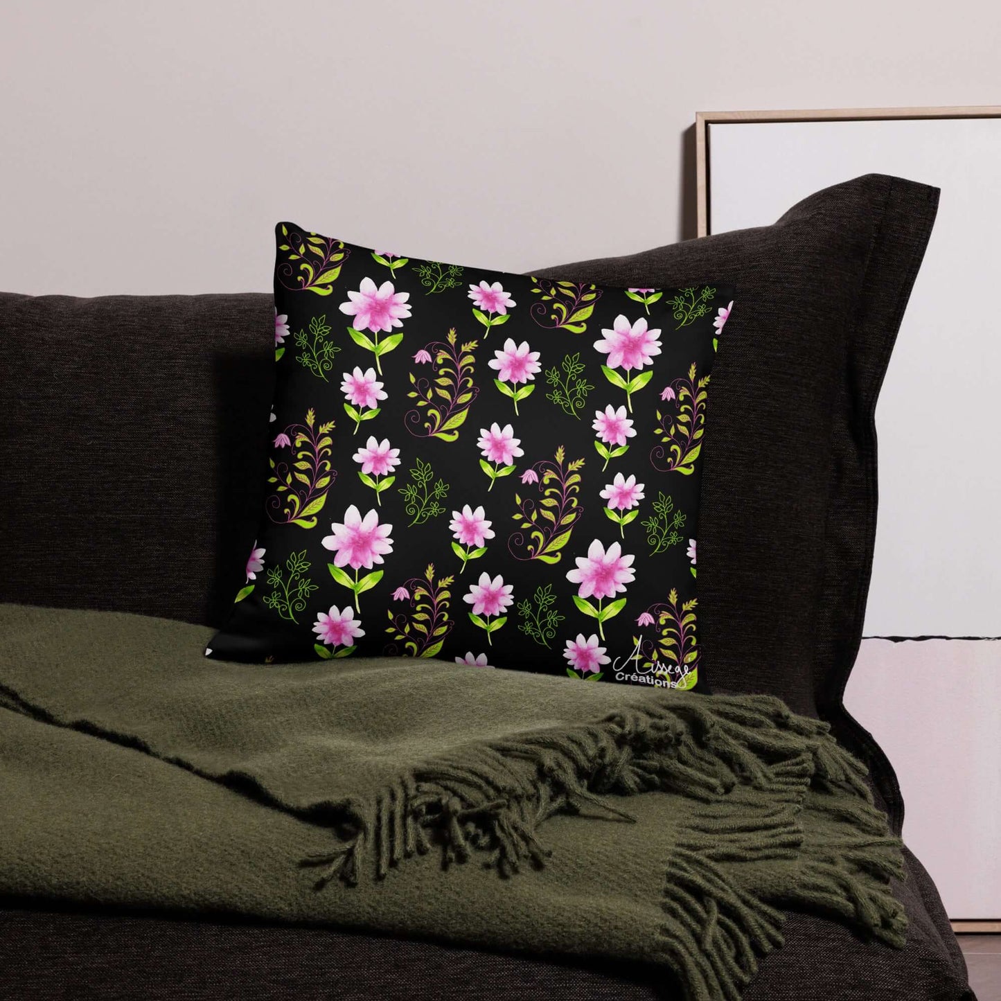 Classic Cushion "Flowers and Arabesques"